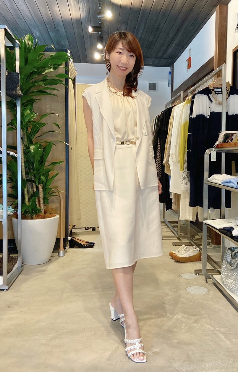 インドゥエリス_2022年春夏受注会 スタイリングイベント_京都二条02